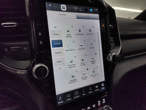 Used 2024 RAM 2500 Laramie w/ Night Edition image 60