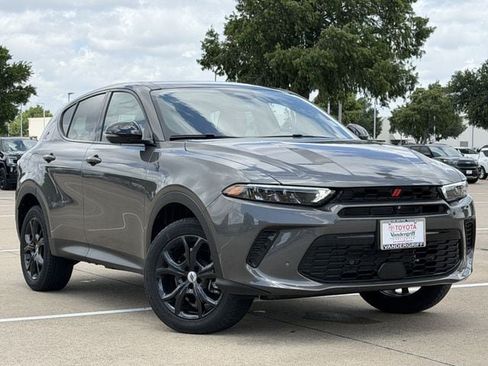 Used 2024 Dodge Hornet GT AWD/4WD image 2