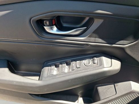 Used 2024 Honda Accord EX image 13