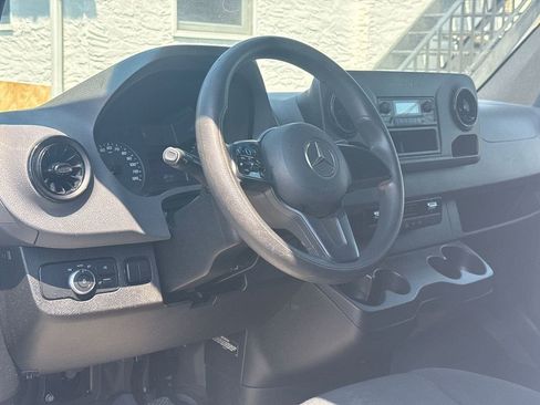 Used 2020 Mercedes-Benz Sprinter 2500 w/ Driver Convenience Package image 15