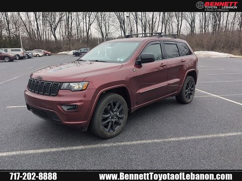 Used 2021 Jeep Grand Cherokee Laredo X image 1