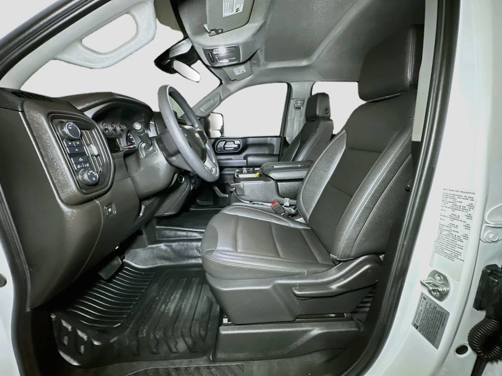 Used 2025 Chevrolet Silverado 3500 W/T w/ WT Convenience Package AWD/4WD image 17