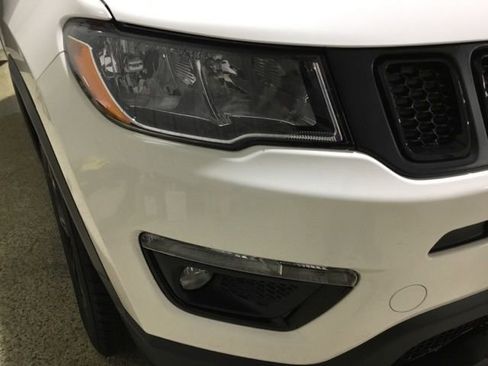 Used 2019 Jeep Compass Latitude AWD/4WD image 25