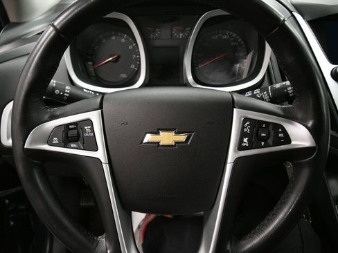 Used 2017 Chevrolet Equinox LT w/ Convenience Package image 12