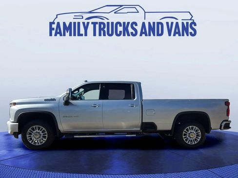 Used 2021 Chevrolet Silverado 3500 High Country w/ Z71 Off-Road Package image 2