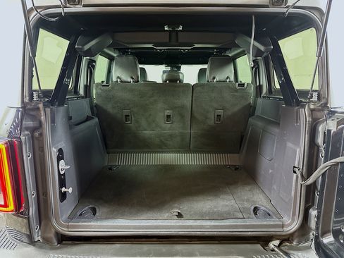 Used 2023 Ford Bronco Badlands image 24