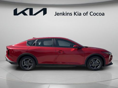 New 2026 Kia K4 FWD image 3
