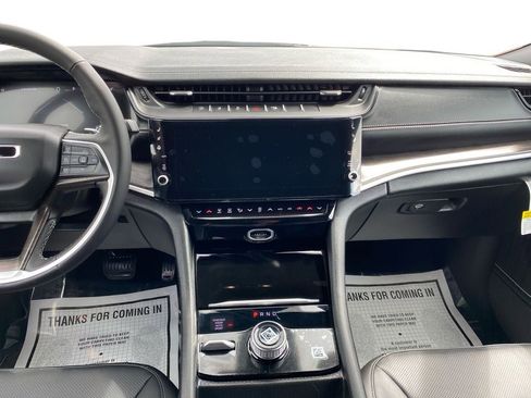 New 2026 Jeep Grand Cherokee L Limited AWD/4WD image 15