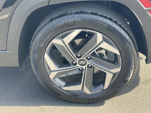 Certified 2024 Hyundai Tucson Limited AWD/4WD image 30