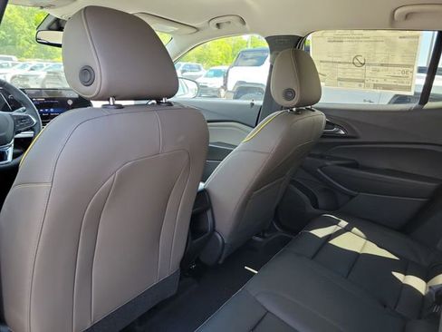 New 2026 Chevrolet Trax ACTIV w/ Driver Confidence Package FWD image 10