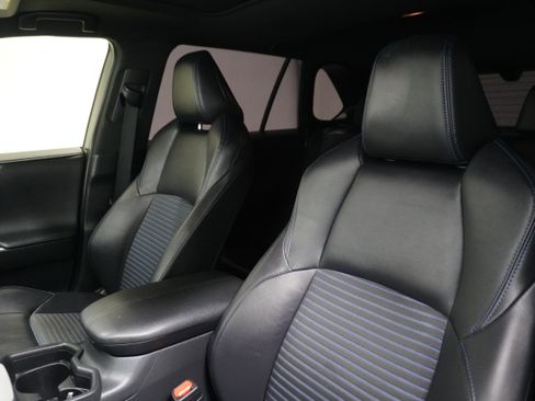 Used 2020 Toyota RAV4 XSE image 9