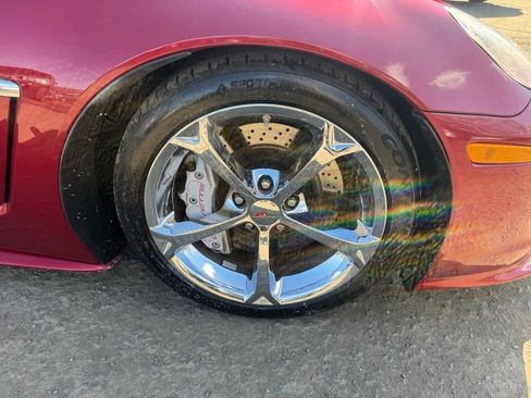 Used 2010 Chevrolet Corvette Grand Sport w/ Preferred Equipment Group image 21