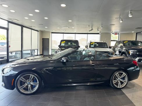 Used 2014 BMW M6 Convertible RWD image 2
