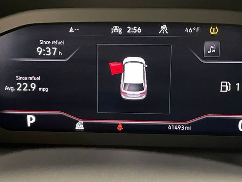 Used 2022 Volkswagen Tiguan SEL R-Line image 30