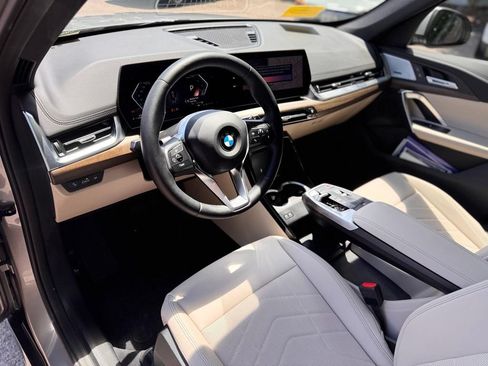 Used 2025 BMW X1 xDrive28i w/ Convenience Package AWD/4WD image 14