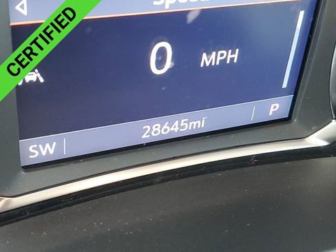 Certified 2023 Chevrolet Equinox Premier AWD/4WD image 13