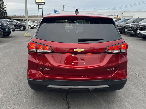 Used 2023 Chevrolet Equinox LT image 4