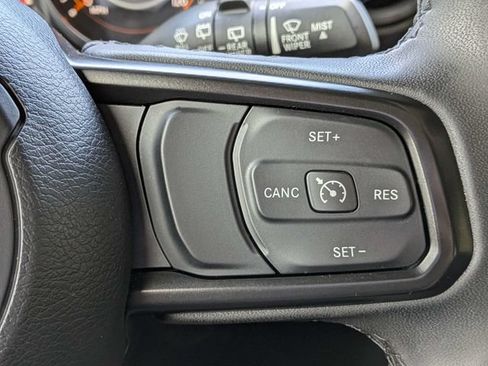 Used 2023 Jeep Wrangler Unlimited Sport AWD/4WD image 24