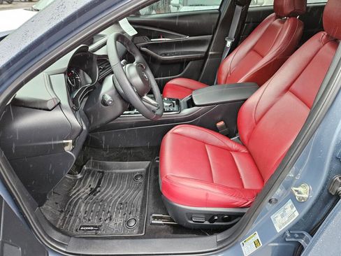 Certified 2025 MAZDA CX-30 AWD 2.5 S w/ Preferred Package image 12