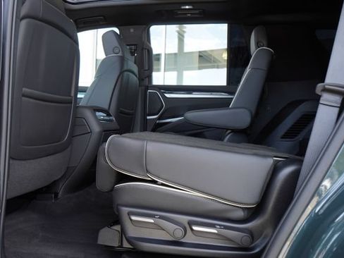 Used 2026 Cadillac Escalade Sport w/ LPO, ONYX Package RWD image 32