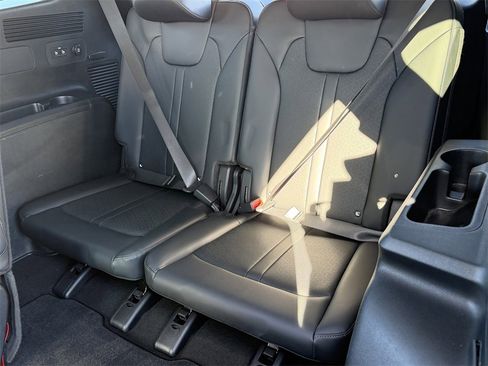 Used 2022 Kia Sorento S image 23