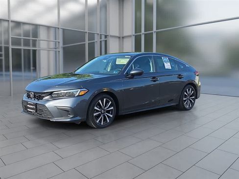 Certified 2024 Honda Civic EX-L image 5