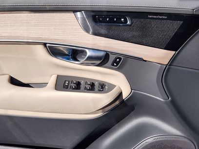 New 2026 Volvo XC90 B6 Plus w/ Protection Package