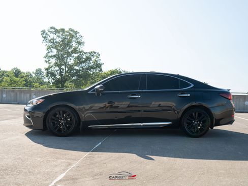Used 2017 Lexus ES 350 w/ Luxury Package FWD image 4