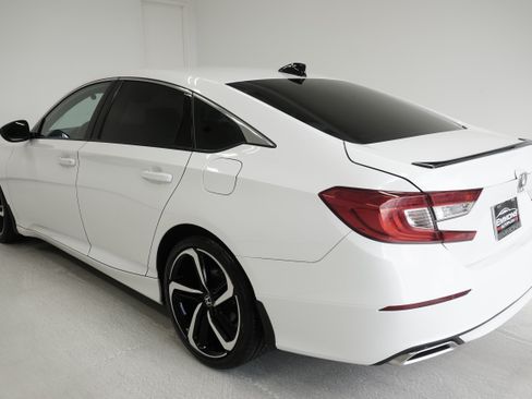 Used 2022 Honda Accord Sport image 37