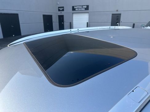 Used 2021 Honda CR-V Touring image 10