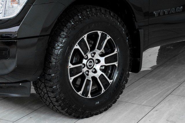 Used 2021 Nissan Titan SV w/ SV Convenience Package AWD/4WD image 50