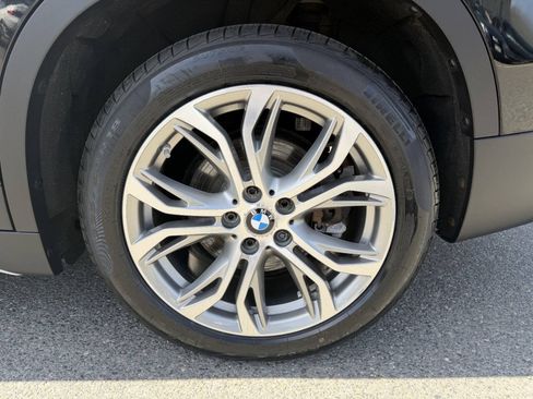 Used 2017 BMW X1 xDrive28i AWD/4WD image 13