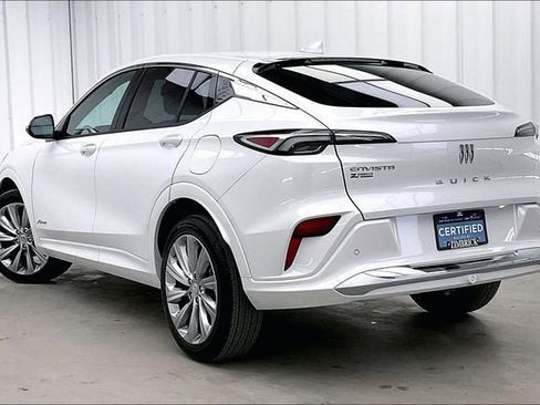 Certified 2025 Buick Envista Avenir image 11