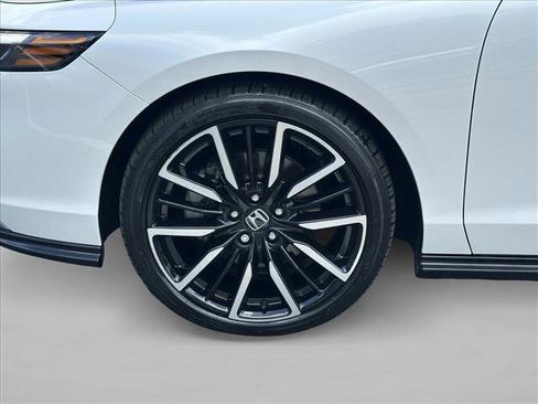 Used 2025 Honda Accord Touring image 30