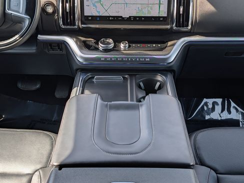 Certified 2025 Ford Expedition Max Platinum w/ Stealth Appearance Package AWD/4WD image 24