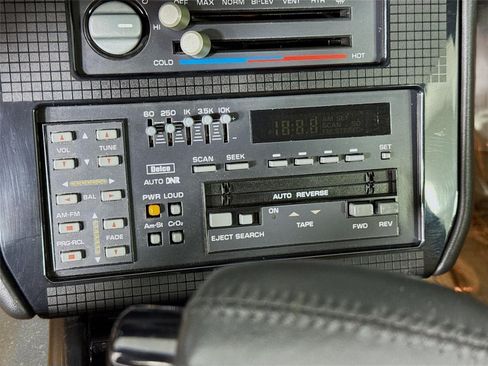 Used 1987 Pontiac Firebird Trans Am RWD image 15