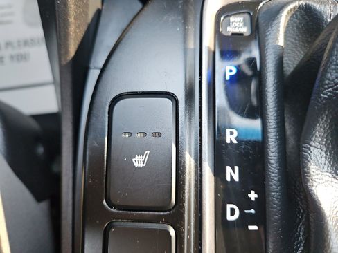 Used 2015 Hyundai Santa Fe Sport w/ Option Group 02 image 31