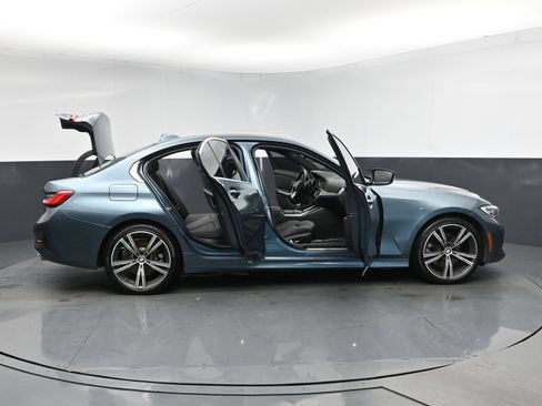 Used 2020 BMW 330i Sedan RWD image 28