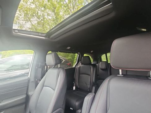 Used 2024 Honda Odyssey Sport image 8