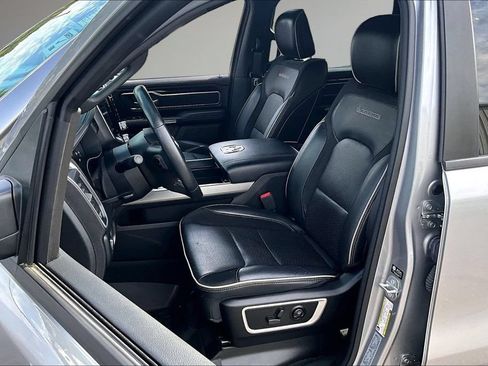 Used 2021 RAM 1500 Laramie w/ Sport Appearance Package AWD/4WD image 22