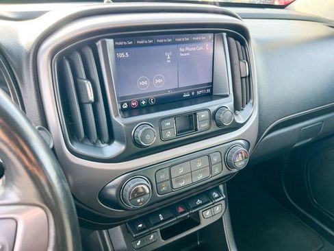 Used 2022 GMC Canyon AT4 image 48