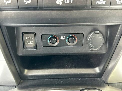 Used 2019 Toyota 4Runner Limited AWD/4WD image 69