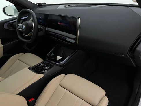 Certified 2025 BMW X3 xDrive30i w/ Convenience Package image 13