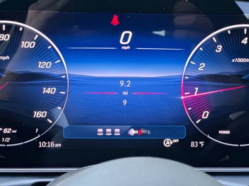 Used 2025 Mercedes-Benz C 300 4MATIC Sedan image 28