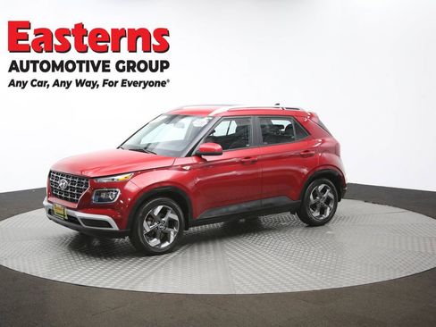 Used 2022 Hyundai Venue Limited image 56