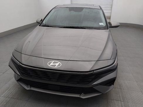 Used 2024 Hyundai Elantra SEL w/ Convenience Package FWD image 15