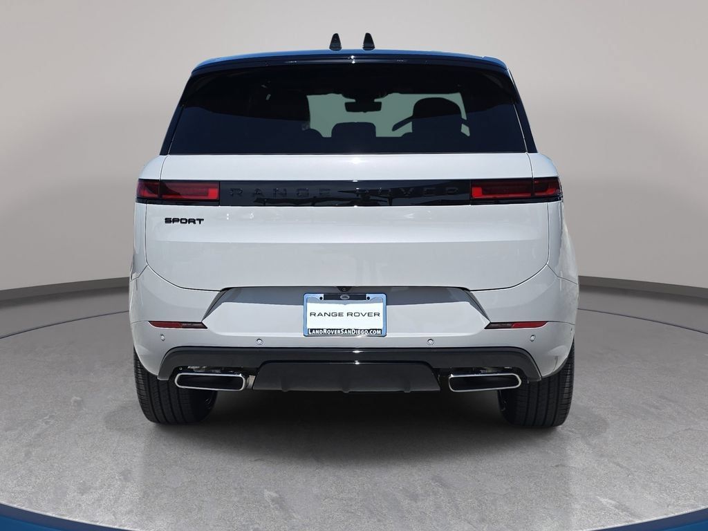 New 2027 Land Rover Range Rover Sport Dynamic SE AWD/4WD image 6