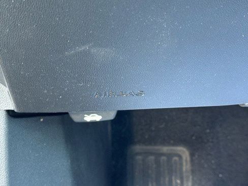 Used 2017 GMC Acadia Denali w/ Technology Package image 16