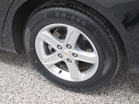 Used 2024 Chevrolet Malibu LT image 17