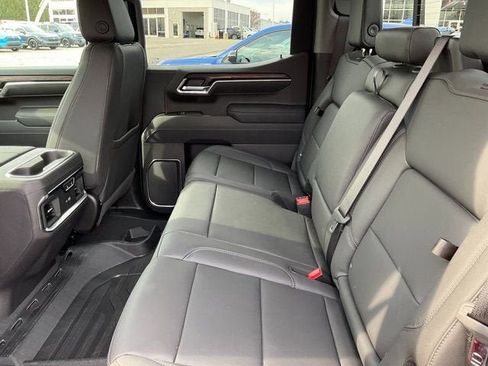 New 2026 GMC Sierra 1500 SLT w/ SLT Premium Plus Package AWD/4WD image 14